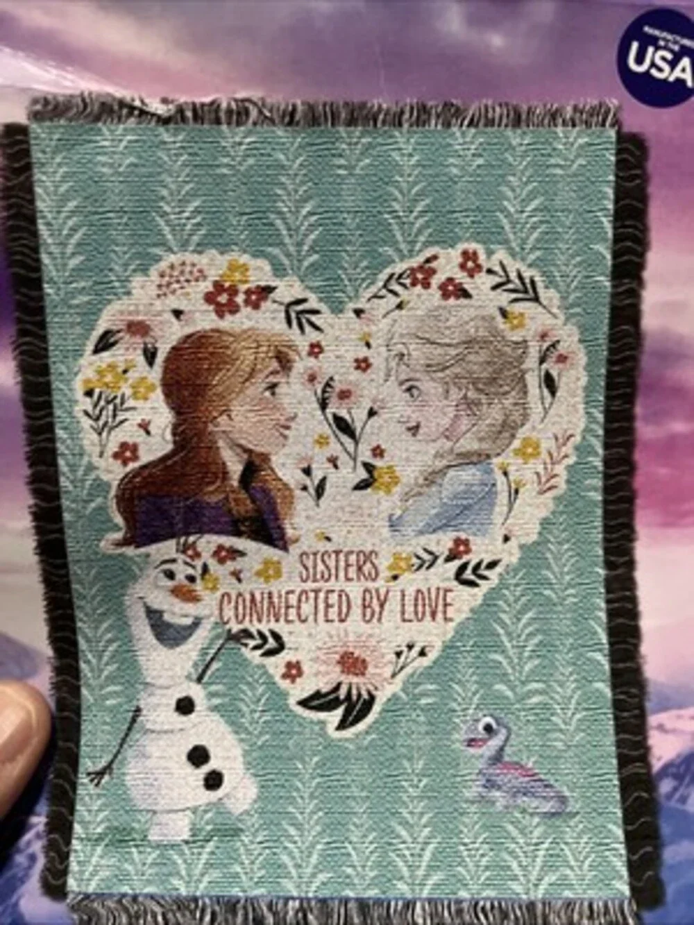 Disney Frozen Woven Tapestry Throw 48’’ X 60’’ Anna And Elsa Sister Love